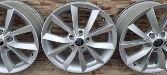 Predám Orginal SKODA SCUDO elektrony 5X112 R17 - 4
