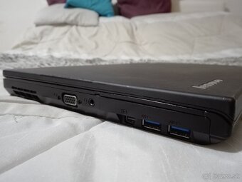 Lenovo i5 4x3,3 GHz. 1 000 GB. Nová 16 GB RAM. - 4