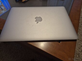 Apple MacBook Air (13inch, Early 2015) - 4