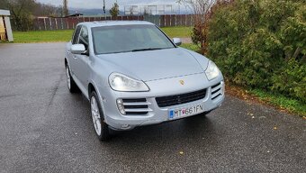 Porsche Cayenne S - 4