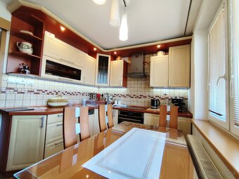 Veľkometrážny kompletne zrekonštruovaný a zariadený 3+ - 4