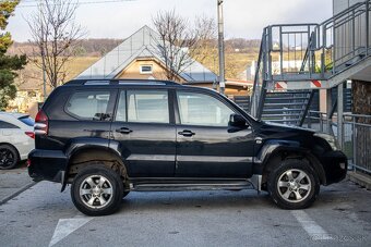 Toyota Land Cruiser 120 kW 4x4 AT 2008 - 4