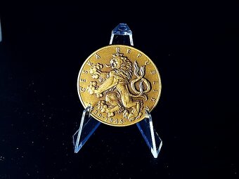 Mince a Medaila - Vojna a Slovenská republika - 4