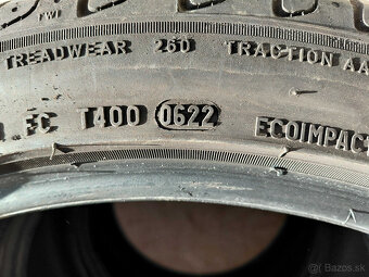 4x Pirelli 235/40R19 - 4