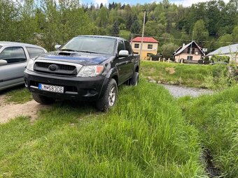 Toyota Hilux 3.0 - 4