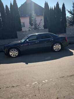Predam Chrysler 300 c - 4