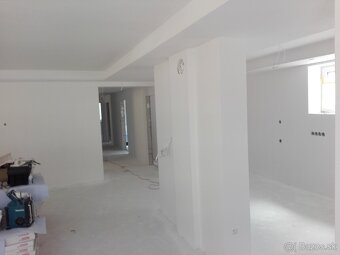 Airless Maliarske práce Benátsky štuk - 4