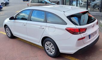 Hyundai i30 CW 1.5 DPi 81kW Comfort - 4