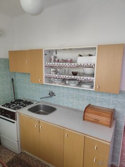 3IZBAK  VEĽMI  RYCHLE BÝVANIE - 4