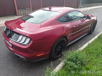 Ford Mustang 5.0 GT, nový v ČR 9/22, v záruce do 9/27 - 4