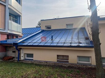 Na predaj: budovu/pozemok v centre, Námestie Slobody, B. Bys - 4