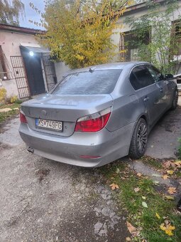 Predám BMW 525 .E60. 130 kW 2500 cm³ - 4