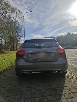 Mercedes - Benz A 180 D - 4