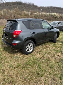 Toyota RAV 4 - 4