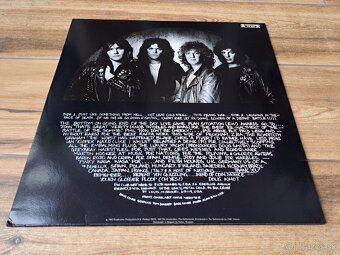 Lp TANK - This Means War - 4