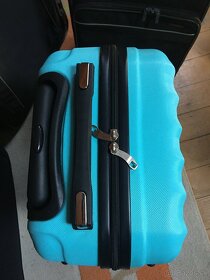 Predam lacno, velmi zachovale kufre, tasky cestovne - 4