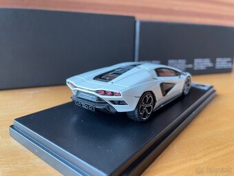 1:43 Looksmart Lamborghini Countach LPI 800-4 - 4