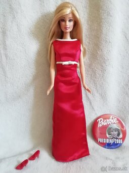 Barbie s oblečením - 4