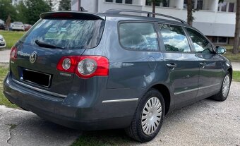 Predám Volkswagen Passat b6 1.9TDI Bluemotion - 4