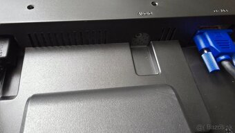 Monitor 17" Hyundai X73S s repro, plne funkčný - 4