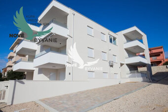 Luxusný apartmán s výhľadom na more len 30m od mora so 4x sp - 4