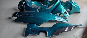 Suzuki burgman 250 - 4