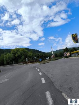KOMERČNÝ POZEMOK NA PREDAJ, strategická lokalita pod Harajch - 4