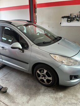 Peugeot 207 SW 1.6 HDI - diely - 4