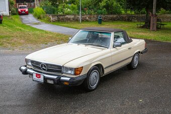 Mercedes-Benz SL 380 R107 - 4