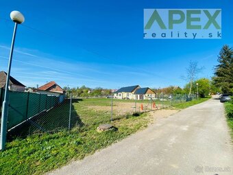 APEX reality stavebný pozemok na dvojdom v Orešanoch, 951 m2 - 4