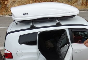 STREŠNÝ NOSIČ Thule na Chevrolet Orlando - 4