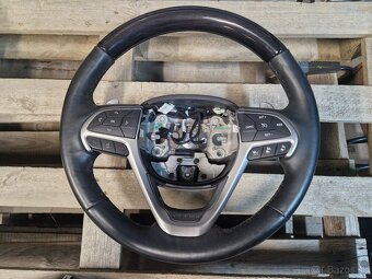 Diely interiéru Jeep Grand Cherokee WK2 2017 Summit - 4