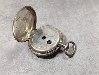 Stříbrné kapesní hodinky - kličovky, gravírované, rok 1885 - 4