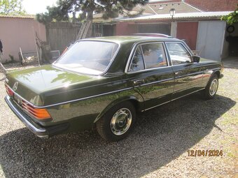 Mercedes W 123 - 230E - 4