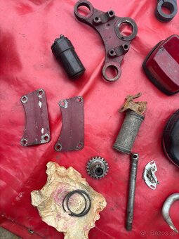 Jawa,CZ a iné diely - 4