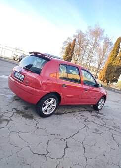 Renault Clio 2 - 4