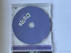 Olivia Rodrigo cd - 4