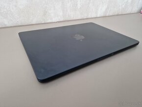 MacBook Air (M2, 2022) 256GB - 4