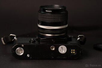 Nikon FE. Nikkor 1:2/35mm - 4