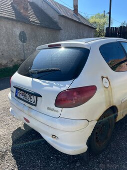 Predám Peugeot 206 - 4