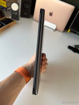 Predám iPad 10.2 64GB 2021 + originál Apple klávesnica - 4