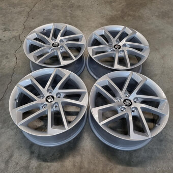 SEAT disky 5x112 R17 7J ET49 - 4