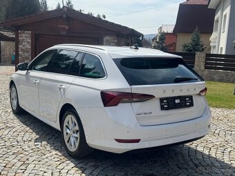 Škoda Octavia Combi 2.0 TDI SCR Style - 4