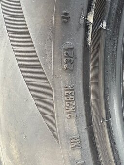 255/55 r20 - 4
