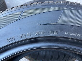 225/60 R17 Dunlop SP Winter Sport 3D - 4