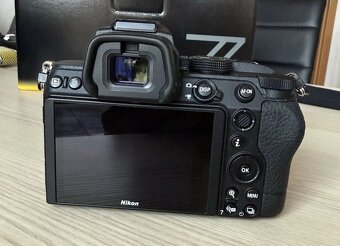 Nikon Z5 + Nikkor 24-70 /F4 - TOP - 4