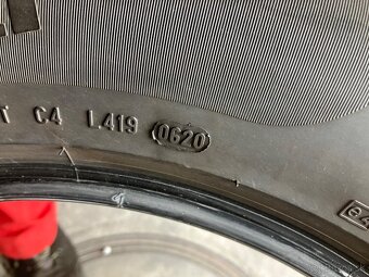 Pirelli 225/60 R17 letné - 4