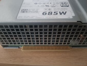 Predám zdroj DELL D685EF-01 - 4