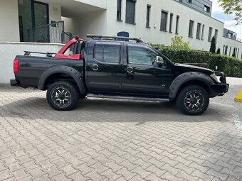 Nissan Navara DoubleCab 3.0 V6 dCi Platinum A/T Long - 4