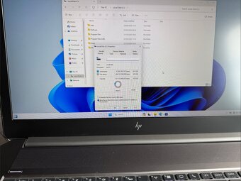 HP Zbook 17 G5 17,3" desktop replacement pre prácu&zábavu. - 4